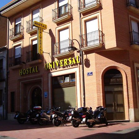 Hostal Universal Benavente Ngoại thất bức ảnh