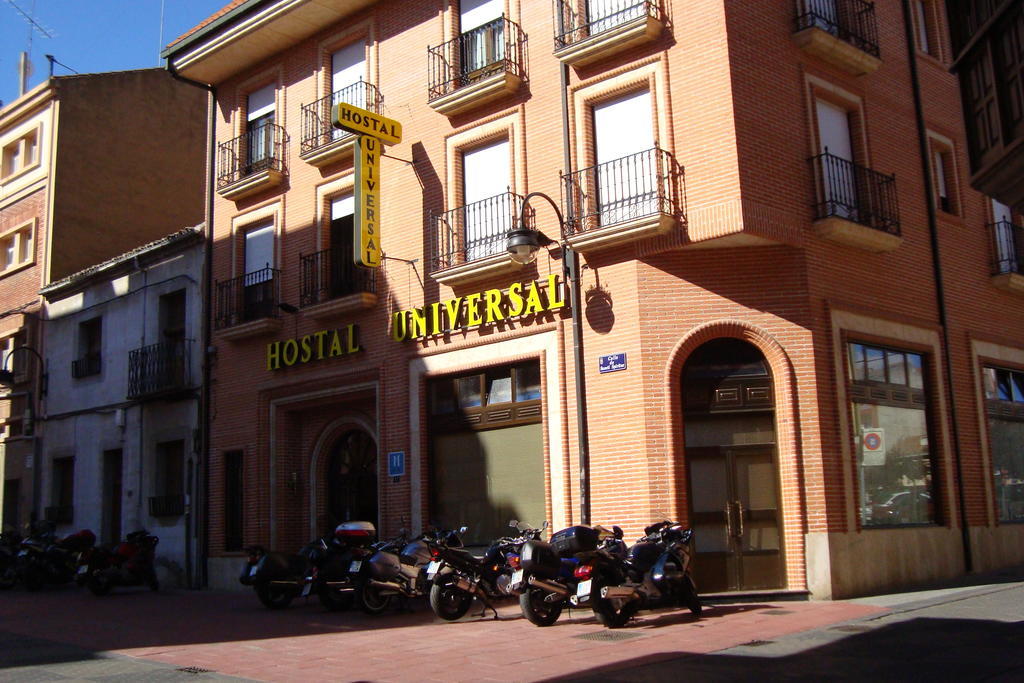 Hostal Universal Benavente Ngoại thất bức ảnh