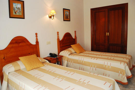 Hostal Universal Benavente Phòng bức ảnh